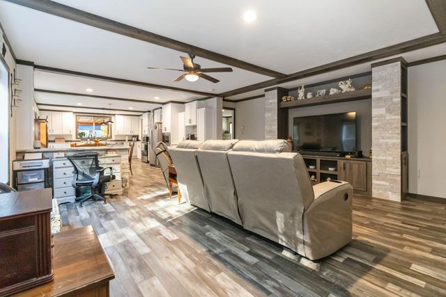 184 Ancient Springs Drive, Hinkle, KY 40953