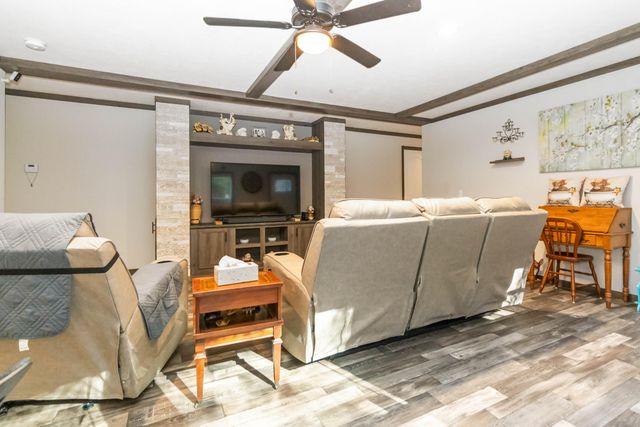 184 Ancient Springs Drive, Hinkle, KY 40953