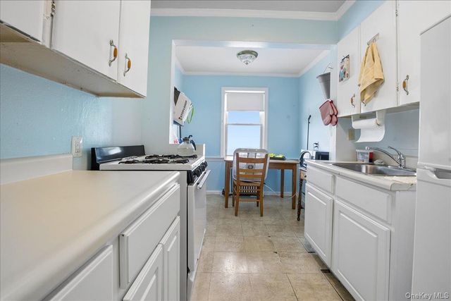 115 N Barry Avenue, Mamaroneck, NY 10543