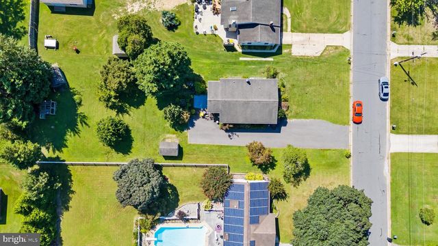 221 OAK DR, Pasadena, MD 21122