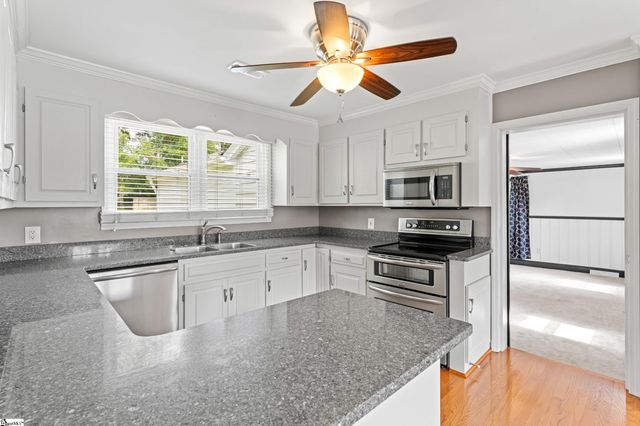 215 Legrand Boulevard, Greenville, SC 29607