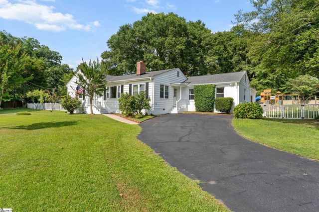215 Legrand Boulevard, Greenville, SC 29607