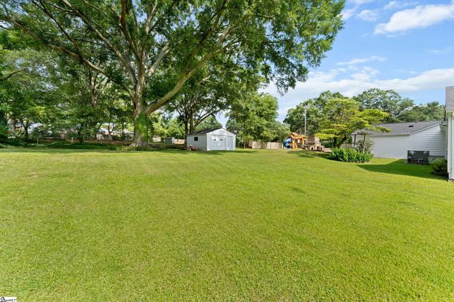 215 Legrand Boulevard, Greenville, SC 29607
