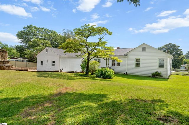 215 Legrand Boulevard, Greenville, SC 29607
