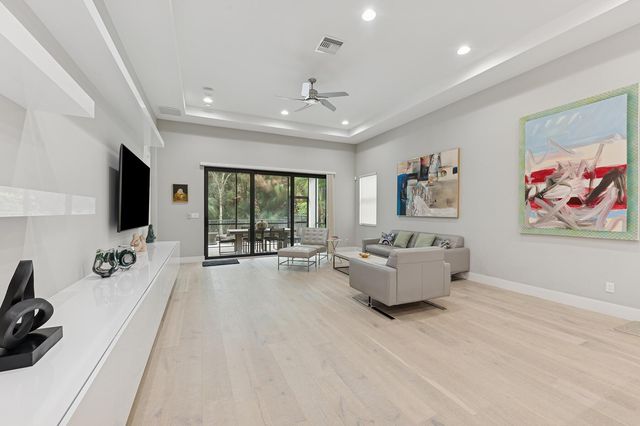 5642 Delacroix Terrace, Palm Beach Gardens, FL 33418