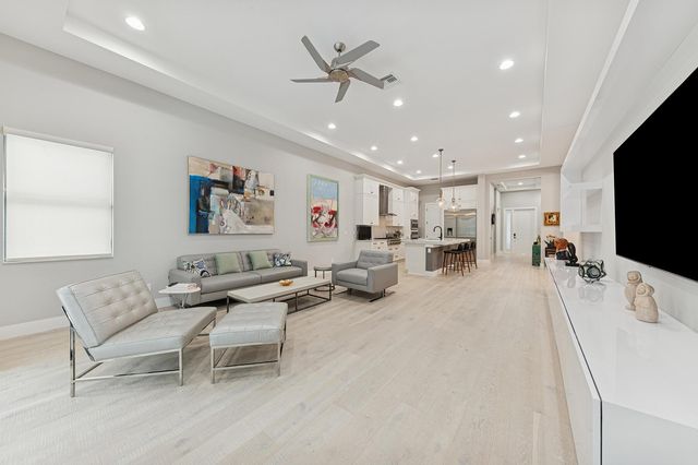 5642 Delacroix Terrace, Palm Beach Gardens, FL 33418