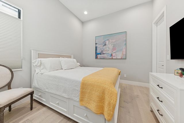 5642 Delacroix Terrace, Palm Beach Gardens, FL 33418