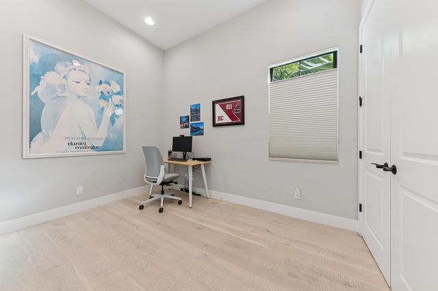 5642 Delacroix Terrace, Palm Beach Gardens, FL 33418