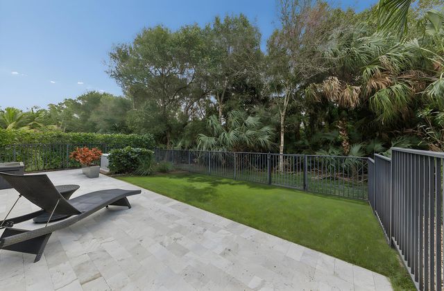 5642 Delacroix Terrace, Palm Beach Gardens, FL 33418