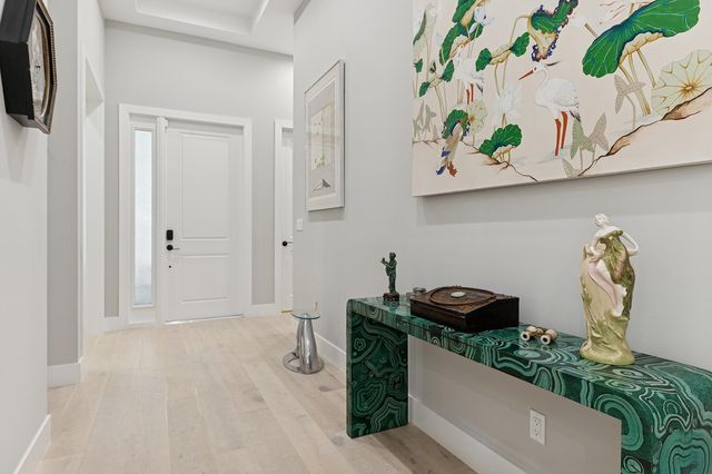 5642 Delacroix Terrace, Palm Beach Gardens, FL 33418