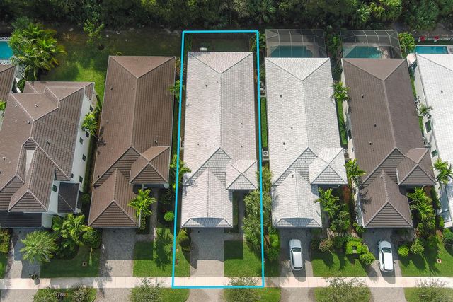 5642 Delacroix Terrace, Palm Beach Gardens, FL 33418