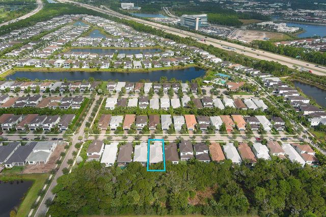 5642 Delacroix Terrace, Palm Beach Gardens, FL 33418