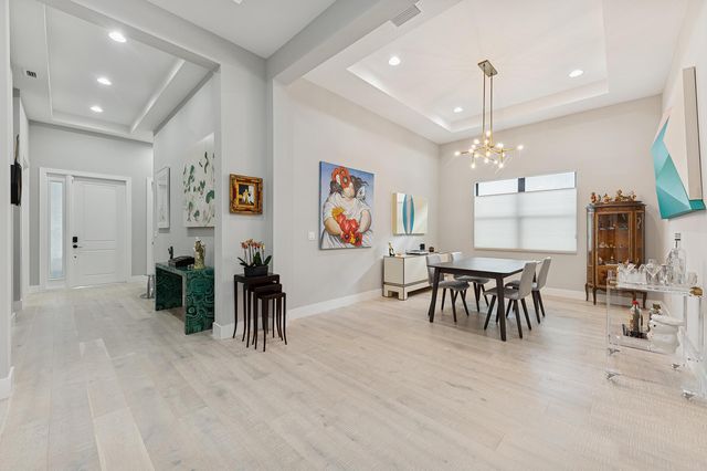 5642 Delacroix Terrace, Palm Beach Gardens, FL 33418