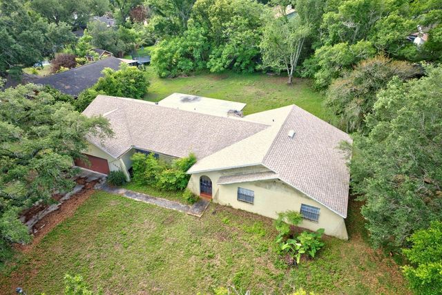 1845 HALLAM DRIVE, Lakeland, FL 33813