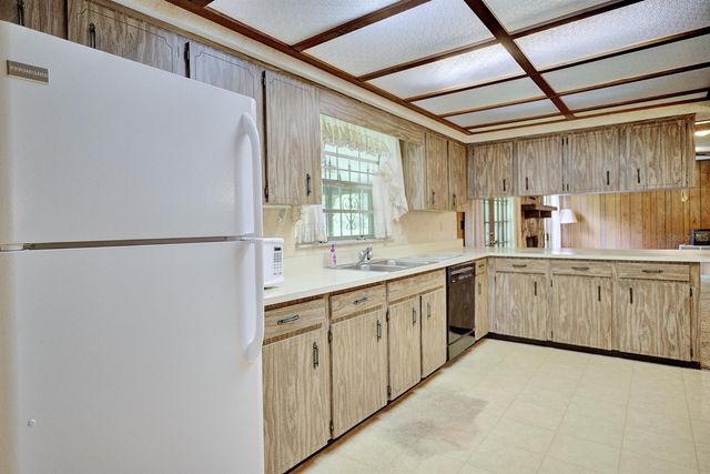 1845 HALLAM DRIVE, Lakeland, FL 33813