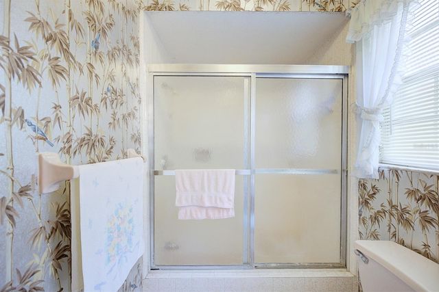 1845 HALLAM DRIVE, Lakeland, FL 33813