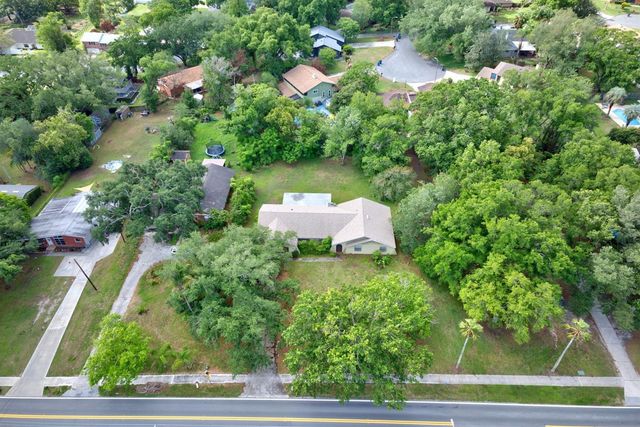 1845 HALLAM DRIVE, Lakeland, FL 33813