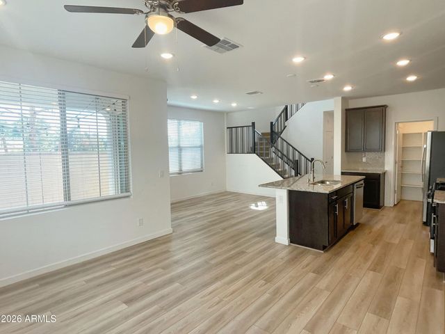1365 W Bluejay Drive, Chandler, AZ 85286