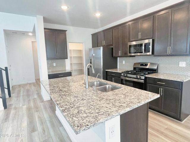 1365 W Bluejay Drive, Chandler, AZ 85286