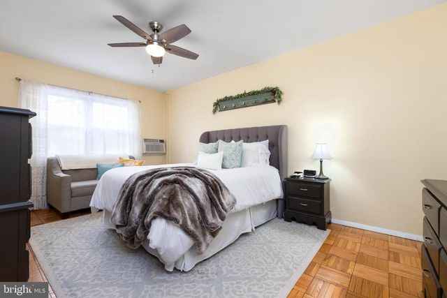 3307 MARTHA CUSTIS DR, Alexandria, VA 22302