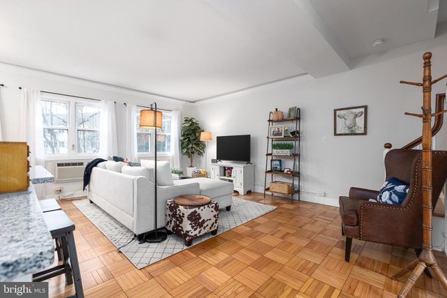 3307 MARTHA CUSTIS DR, Alexandria, VA 22302