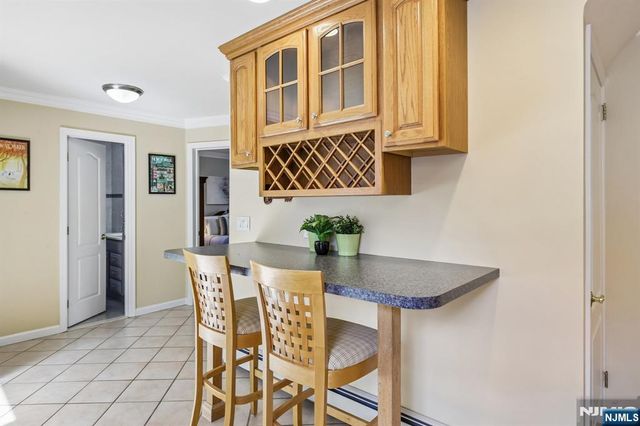 37-10 Fair Lawn Avenue, Fair Lawn, NJ 07410