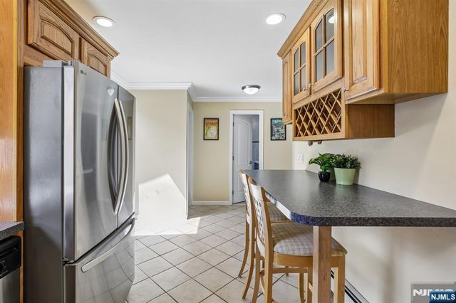 37-10 Fair Lawn Avenue, Fair Lawn, NJ 07410