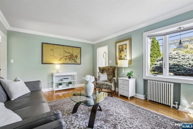 37-10 Fair Lawn Avenue, Fair Lawn, NJ 07410