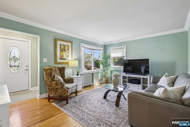 37-10 Fair Lawn Avenue, Fair Lawn, NJ 07410