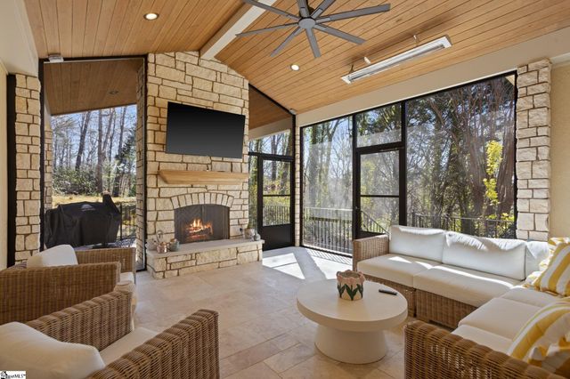 200 Mountain Summit Road, Travelers Rest, SC 29690