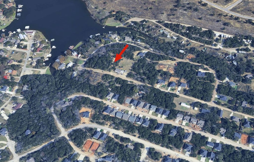 5509 N Lakeside Hills Court, Granbury, TX 76048