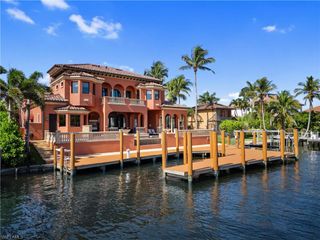 841 Cypress Lake CIR, Fort Myers, FL 33919