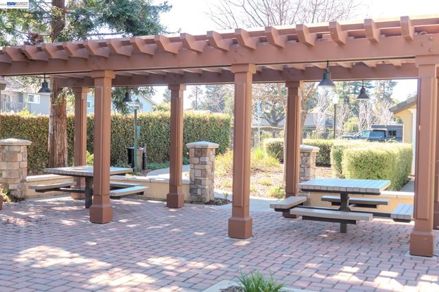 493 Tristania Terrace, Sunnyvale, CA 94086