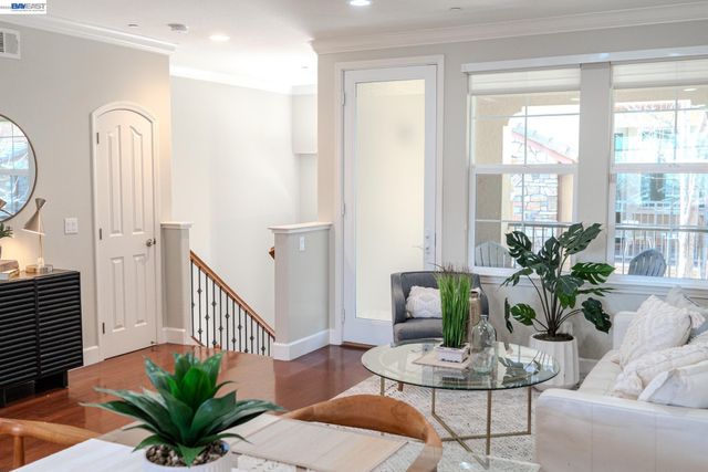 493 Tristania Terrace, Sunnyvale, CA 94086