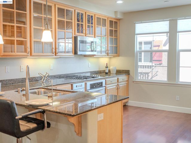 493 Tristania Terrace, Sunnyvale, CA 94086