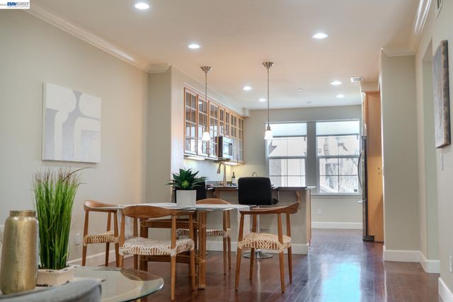 493 Tristania Terrace, Sunnyvale, CA 94086