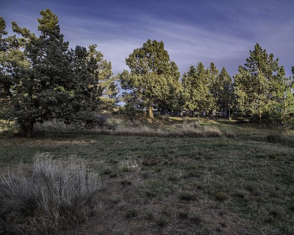 63421 Vogt Road, Bend, OR 97701