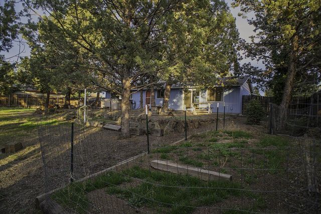 63421 Vogt Road, Bend, OR 97701