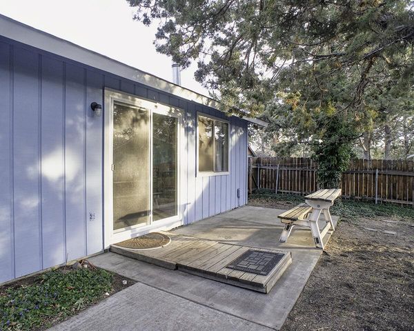 63421 Vogt Road, Bend, OR 97701