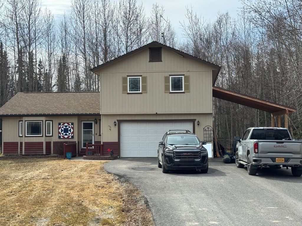 730 TURNER DRIVE, North Pole, AK 99705