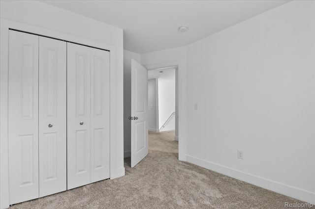 2925 SQUARE LAKE Court, Troy, MI 48085