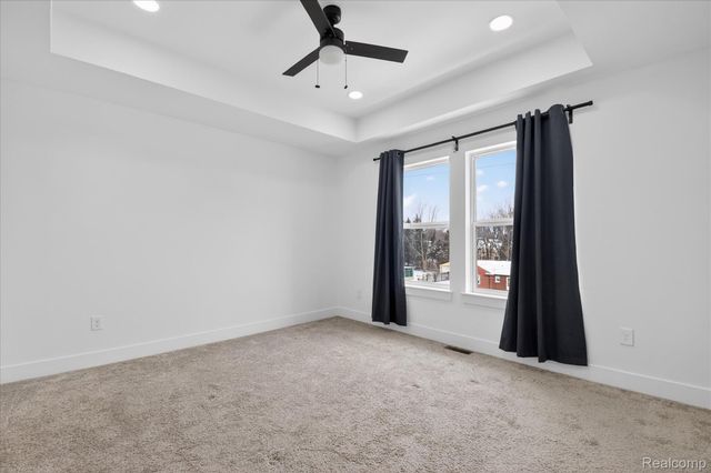 2925 SQUARE LAKE Court, Troy, MI 48085