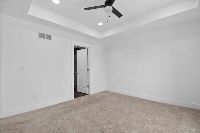 2925 SQUARE LAKE Court, Troy, MI 48085