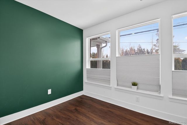 2925 SQUARE LAKE Court, Troy, MI 48085