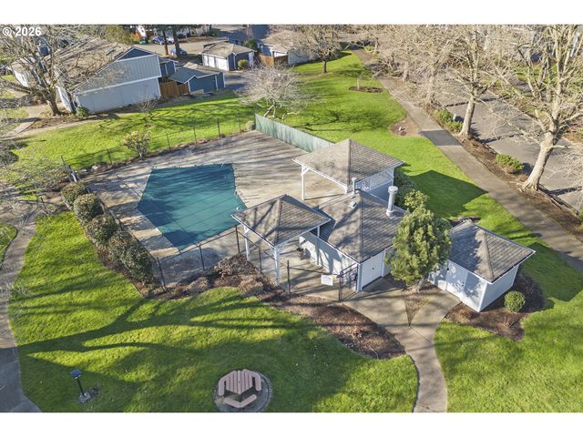 8318 Sw MOHAWK St, Tualatin, OR 97062