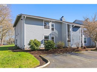 8318 Sw MOHAWK St, Tualatin, OR 97062