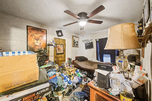 453 E CRESCENT Avenue, Mesa, AZ 85204