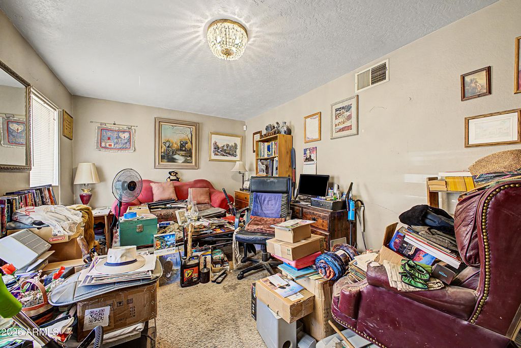 453 E CRESCENT Avenue, Mesa, AZ 85204 — photo 2