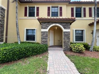 748 SE 32nd Ave 748, Homestead, FL 33033
