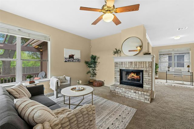 1115 Blackthorn DR, Pflugerville, TX 78660